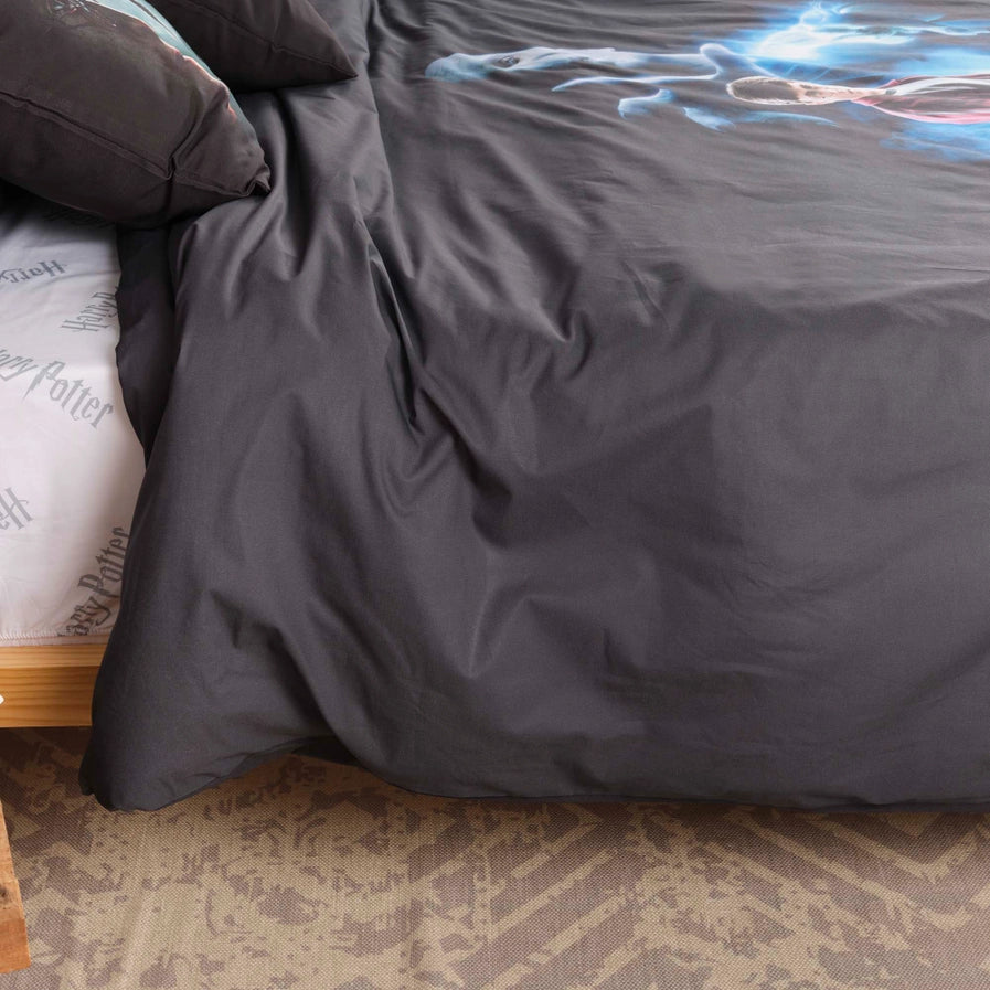 Harry Potter Vs Voldemort Microsatin Duvet Cover
