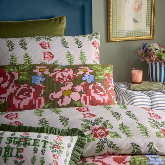 Feeoni Cottage Floral Duvet Cover Set Willow Green