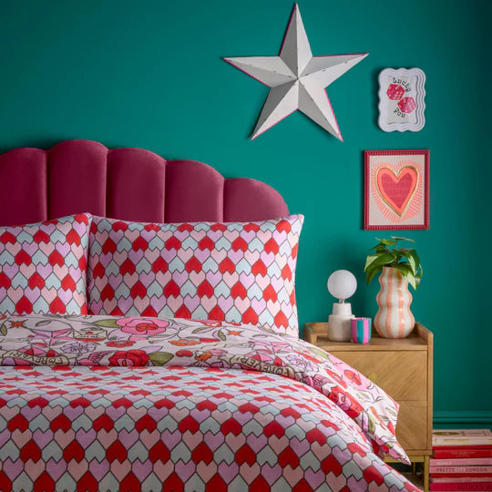 Glass Hearts Printed Duvet Cover Set in Pink