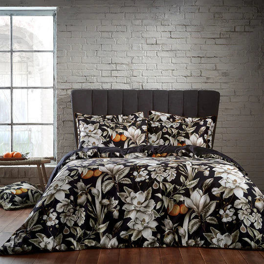 Lavish Floral Printed Piped Cotton Sateen Duvet Cover Set in Black