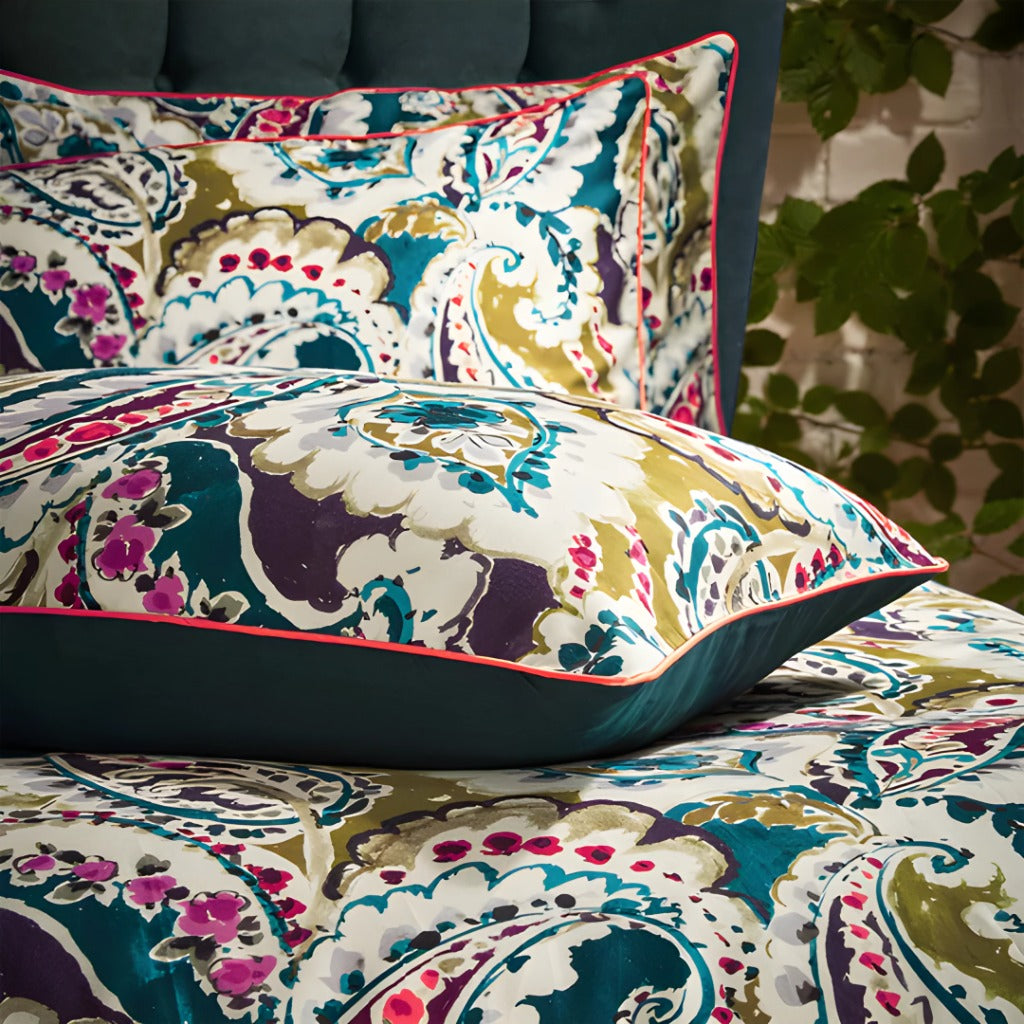 Aretha Paisley Printed Cotton Sateen Piped Duvet Cover Set in Teal/Olive